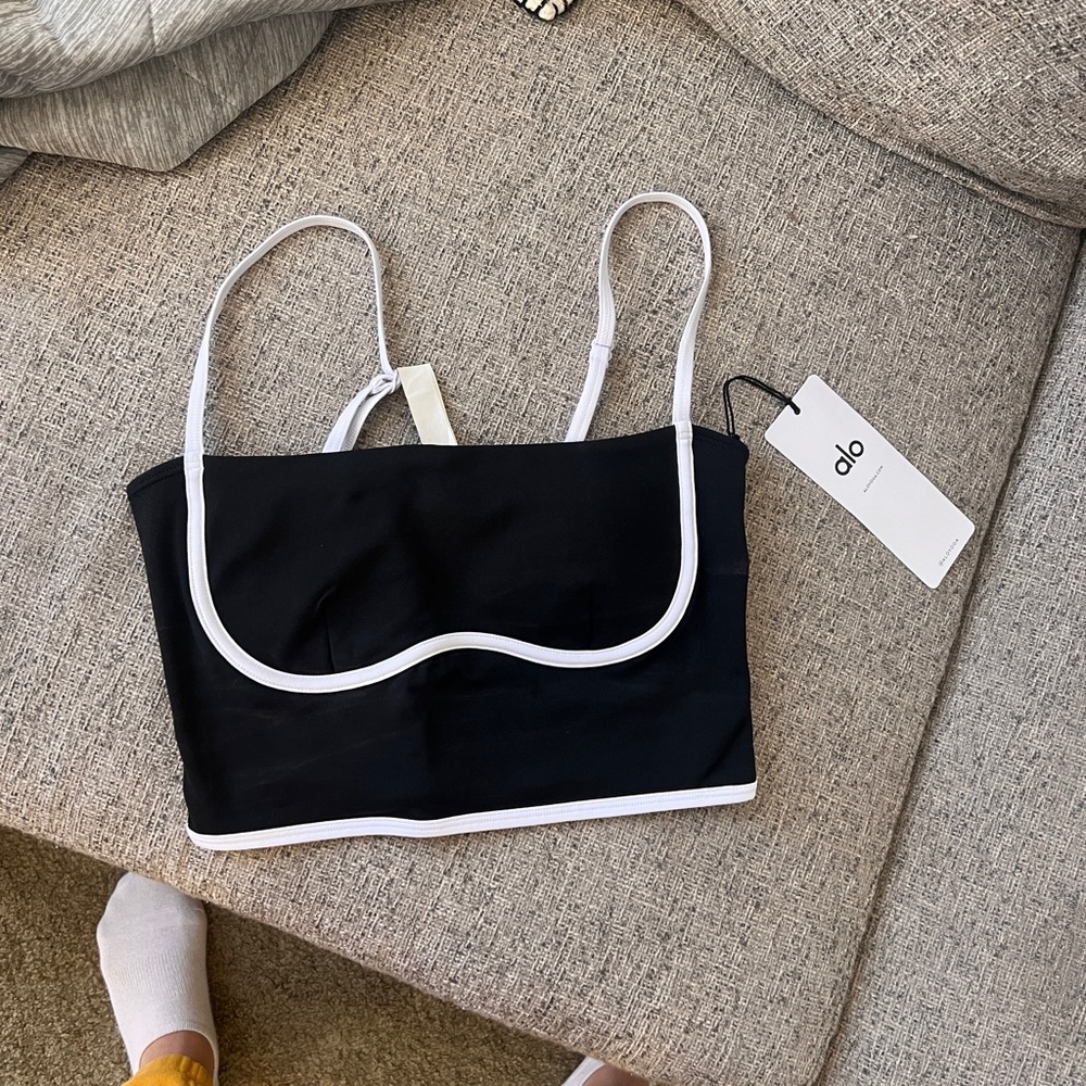 Also airbrush streamlined bra